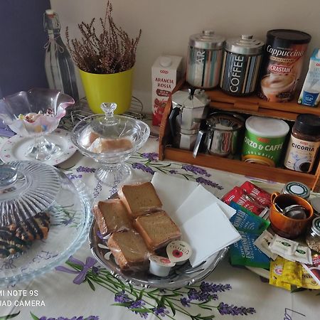 Holiday House I Colli Pisani Apartment Капаноли Екстериор снимка