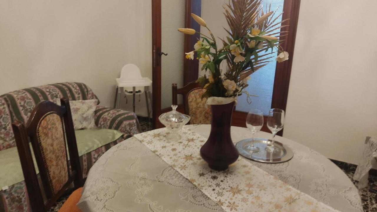 Holiday House I Colli Pisani Apartment Капаноли Екстериор снимка